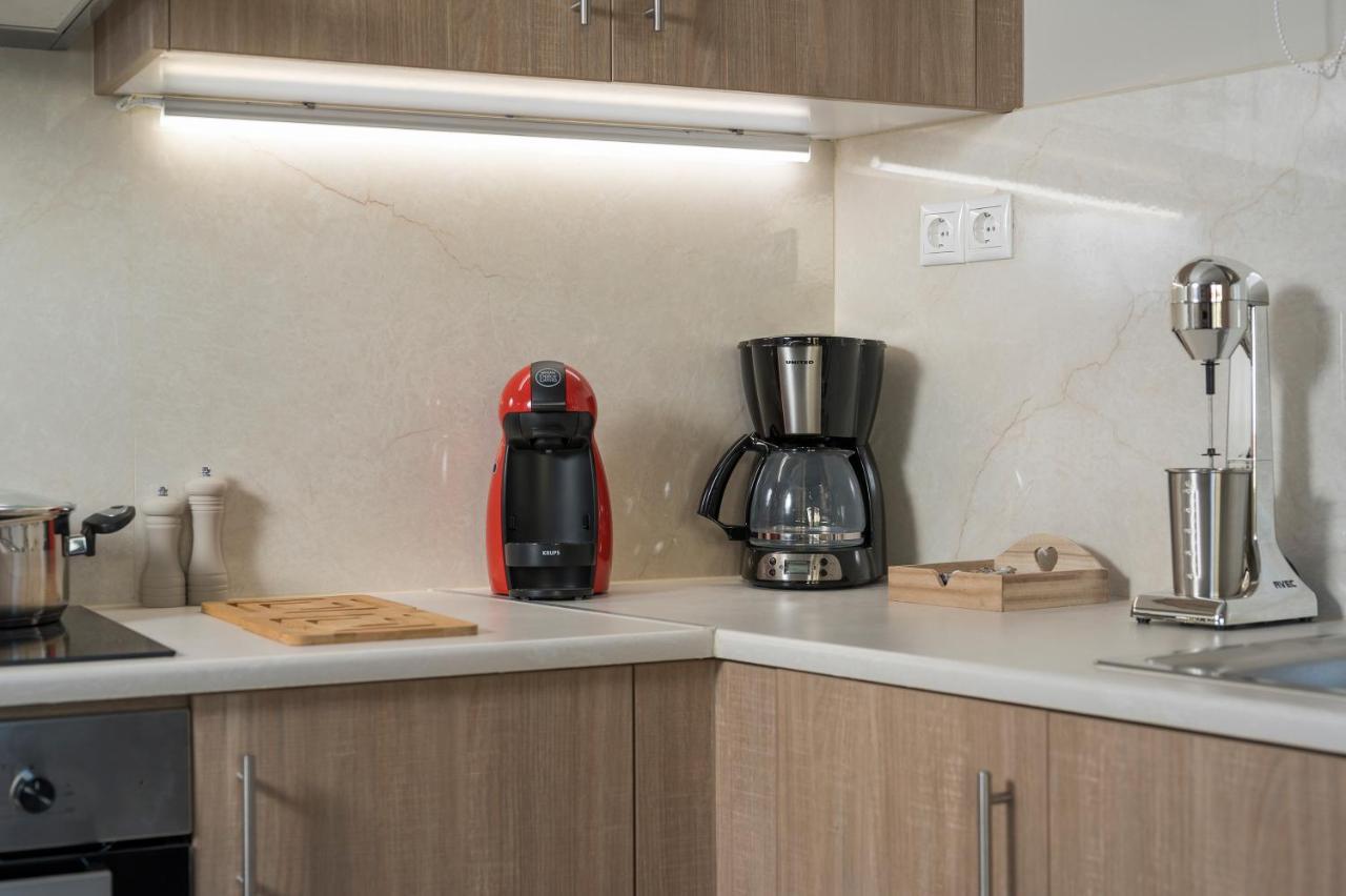 Floral Beach Apt With Lux Extras & Special Treats Kolimvárion Luaran gambar