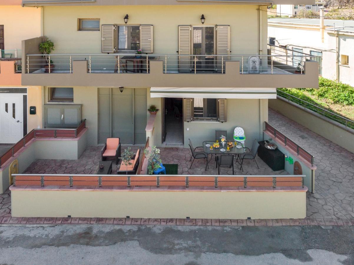 Floral Beach Apt With Lux Extras & Special Treats Kolimvárion Luaran gambar