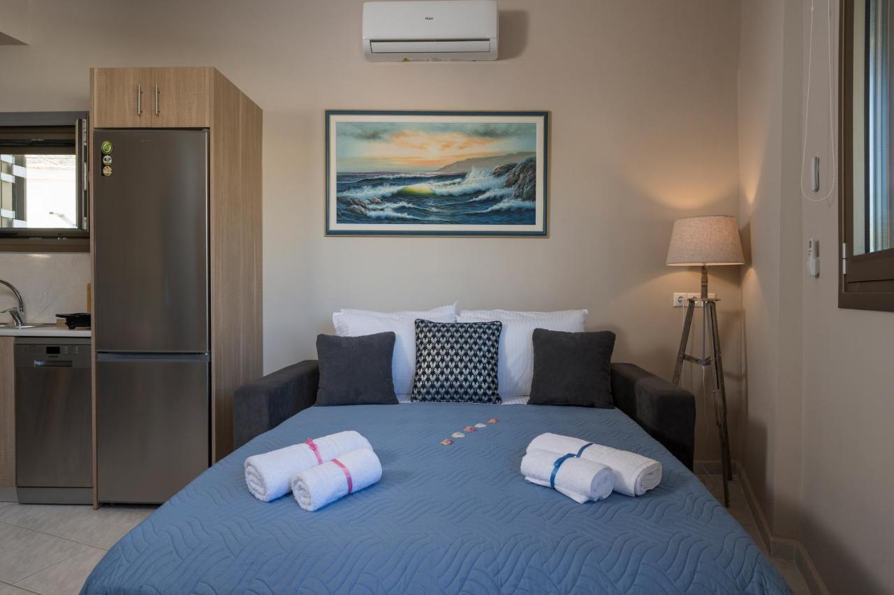 Floral Beach Apt With Lux Extras & Special Treats Kolimvárion Luaran gambar