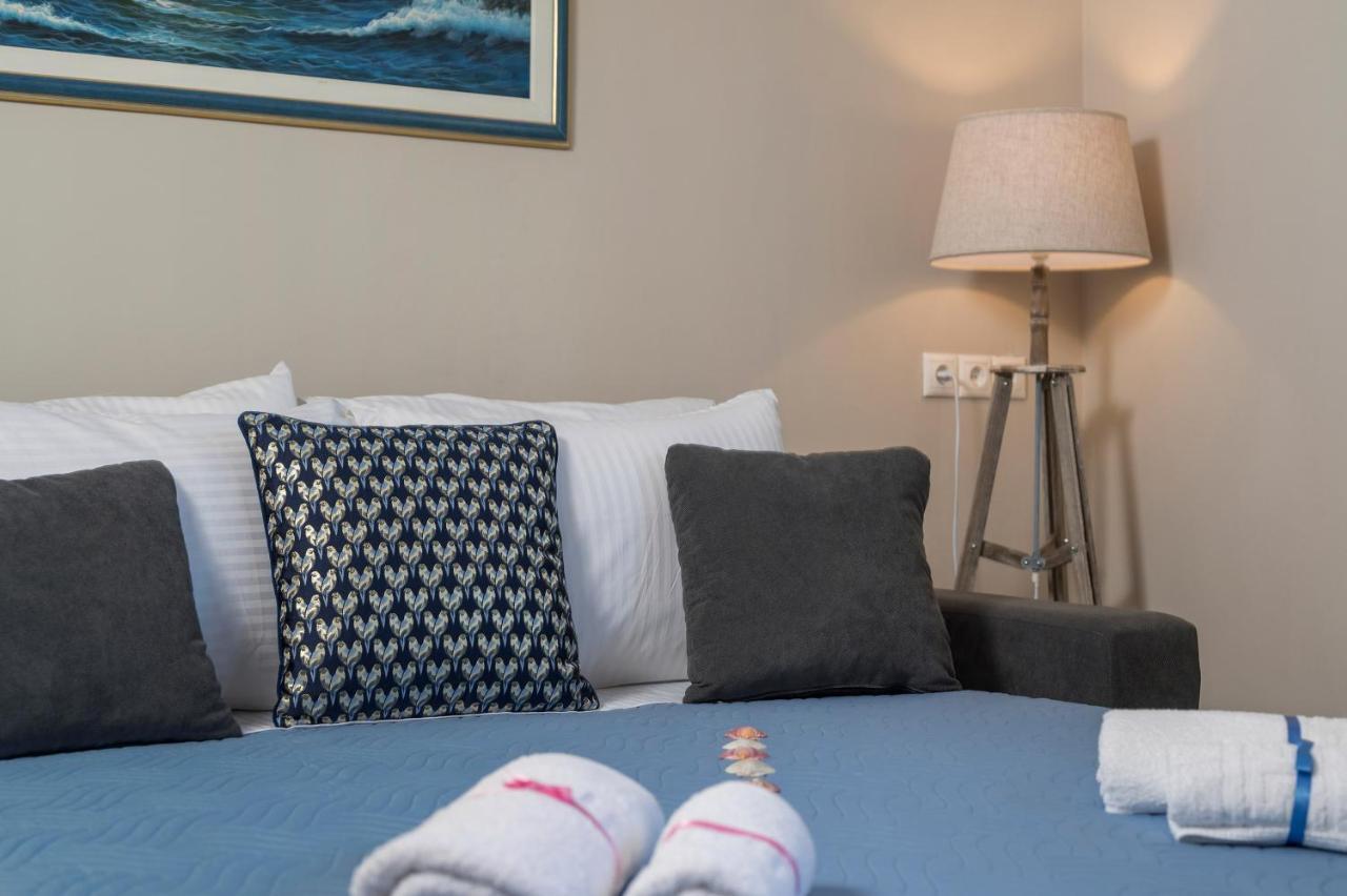 Floral Beach Apt With Lux Extras & Special Treats Kolimvárion Luaran gambar